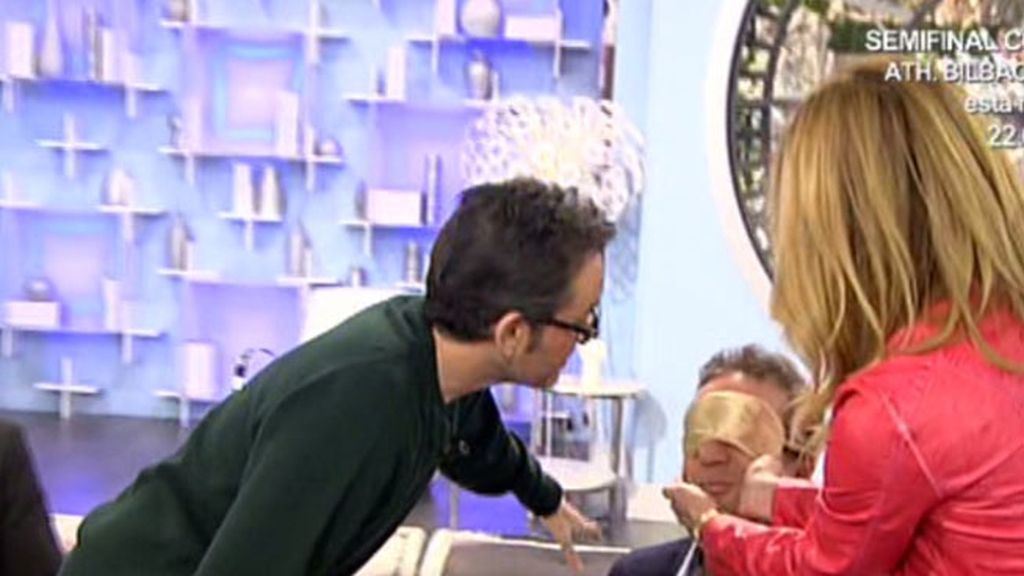 Alessandro Lequio ha creído que le besaba Belén Ro