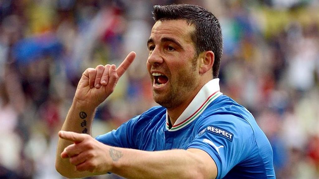 Di Natale golpea primero rematando el pase de Pirlo