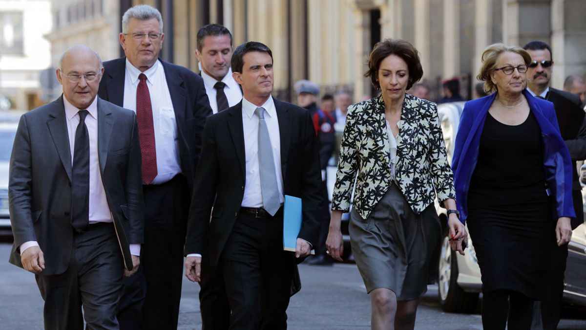 Manuel Valls congela los sueldos de los funcionarios, las pensiones y las prestaciones sociales