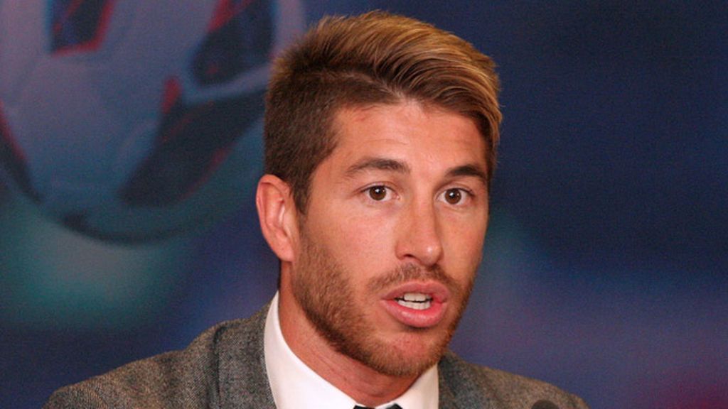 Sergio Ramos se emociona en la presentación de su biografía