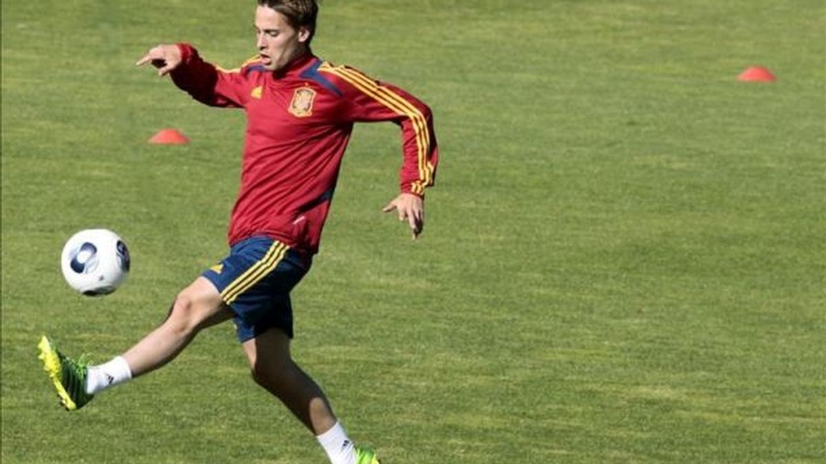 Sergio Canales, en un entrenamiento con la Sub-21. Sergio Canales, en un entrenamiento con la Sub-21.