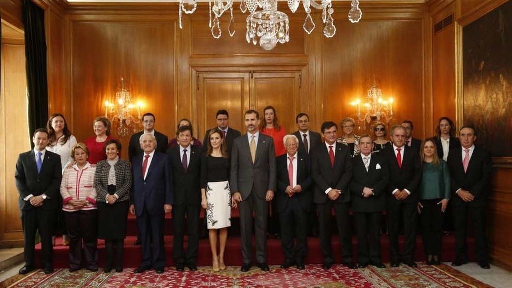 Los Reyes reciben a los galardonados con las Medallas de Asturias 2014