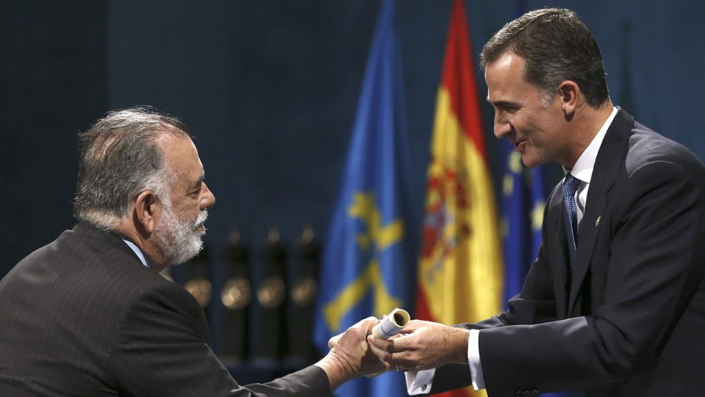 El Rey Felipe entrega de los premios Princesa de Asturias 2015