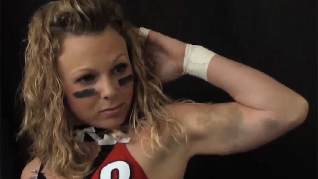 LFL league: Fútbol con poca ropa