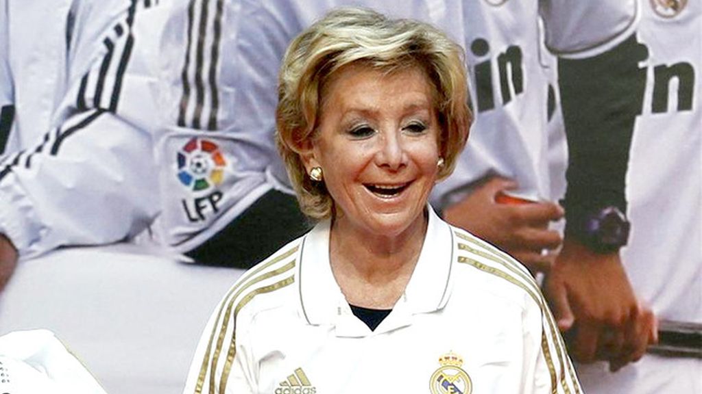 Esperanza Aguirre en la celebración del título de Liga del Real Madrid
