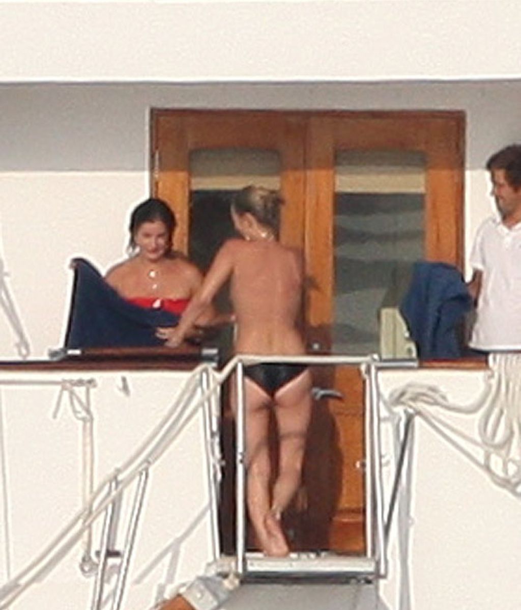 Kate Moss en Saint Tropez, top less forever!