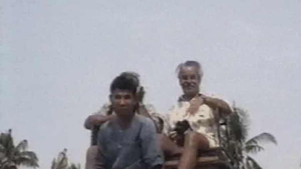 FRITZL, DE VACACIONES