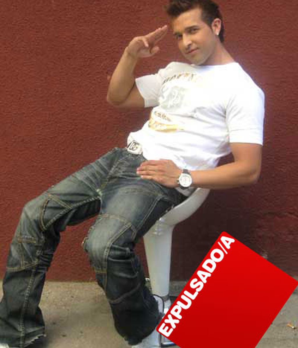 Los pretendientes de Marisa