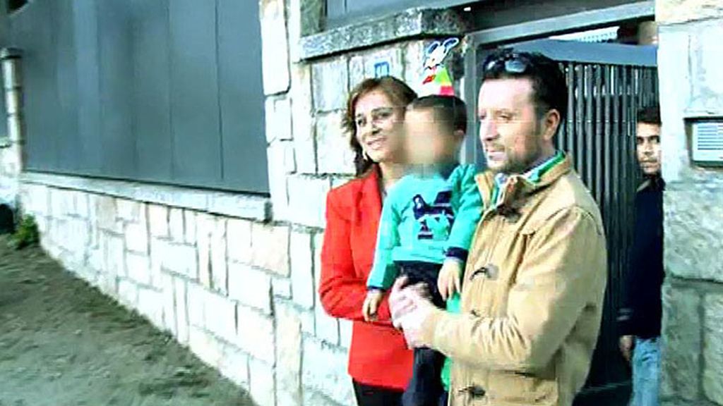 La celebración fue en un bus teatro y la actuación corrió a cargo de los payasos 'Chachi y Pistachi'