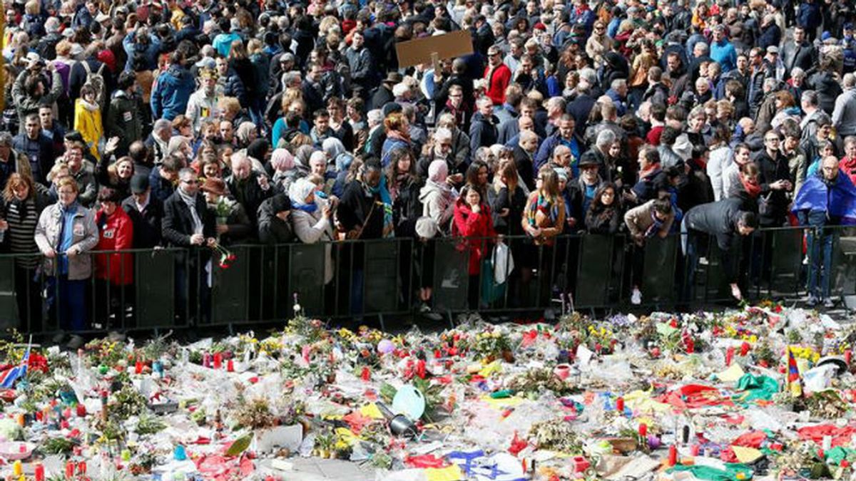 Multitudinaria marcha contra el terror en Bruselas