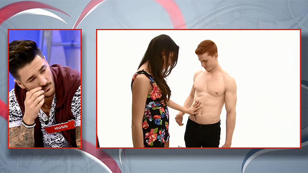 Dani le hace olvidar a Hugo