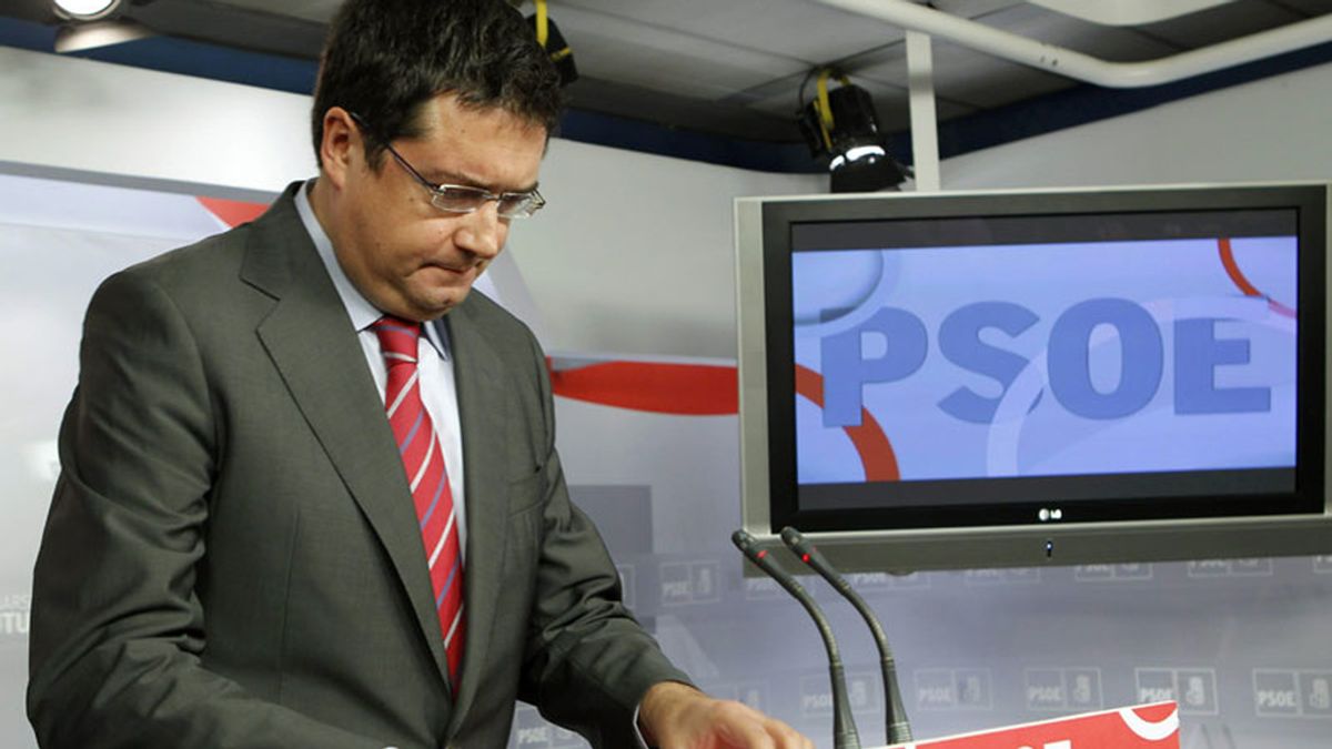 La Ejecutiva dle PSOE rechaza la dimisión de Óscar López por el caso Ponferrada