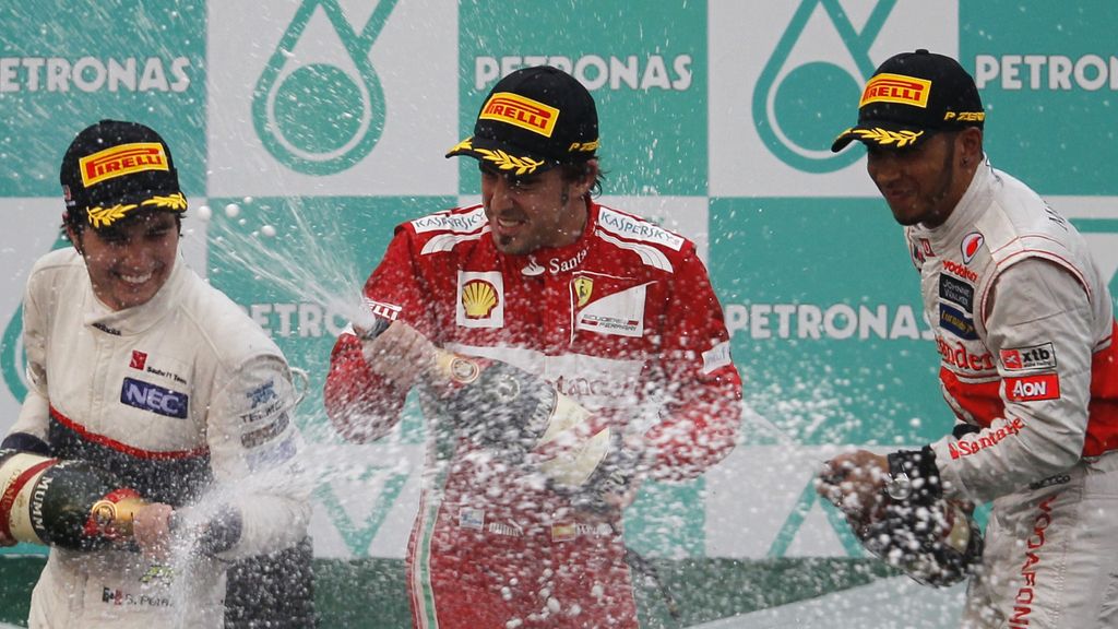 Alonso gana el Gran Premio de Malasia
