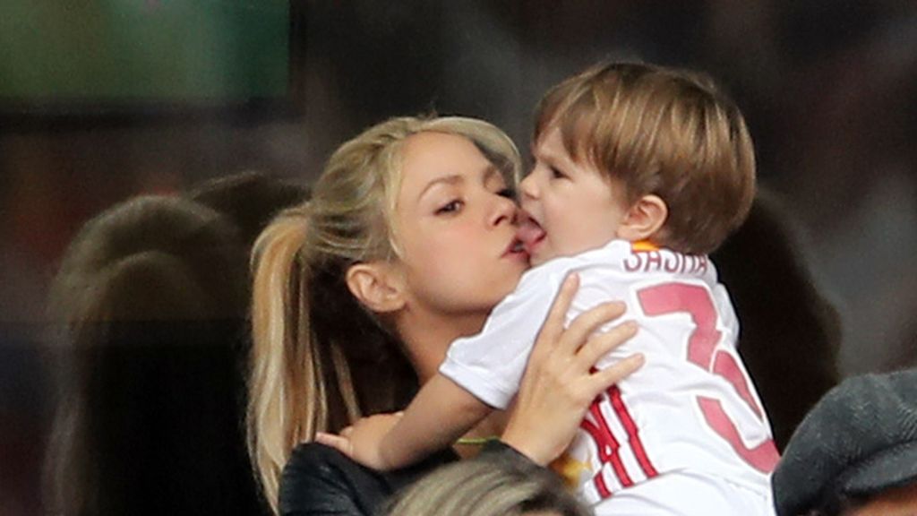 Shakira ejerció de madraza con Milan y Sasha