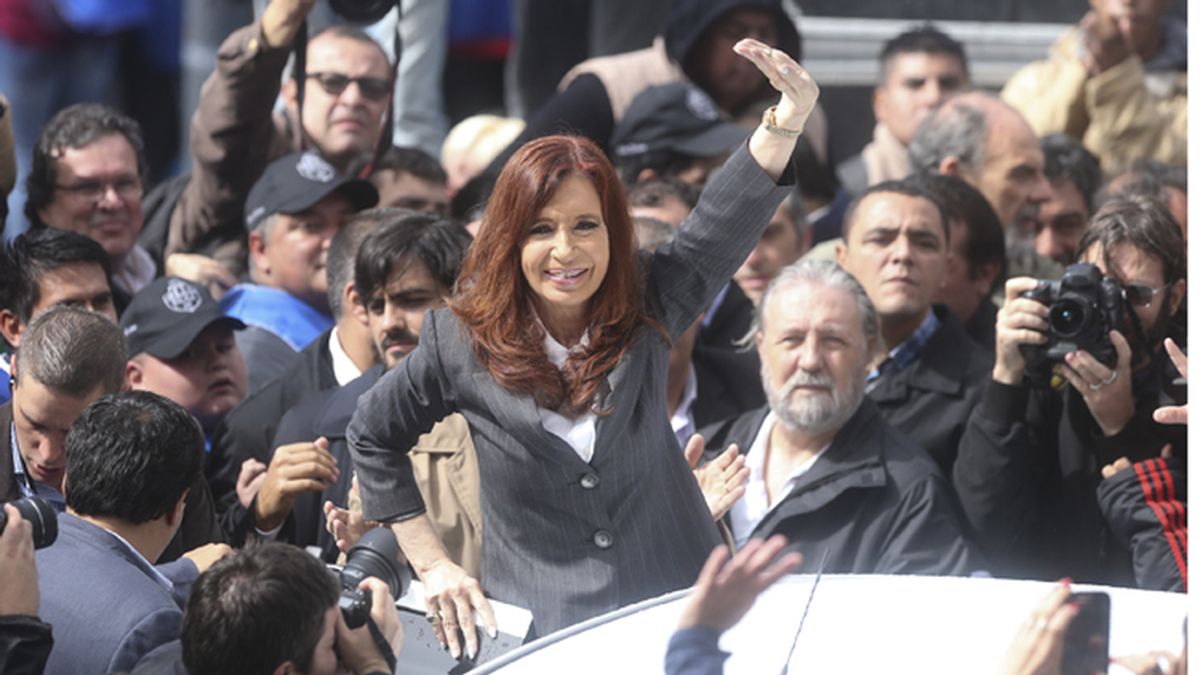 Cristina Fernández dice que su caso "no es el único" de "una expresidenta perseguida"