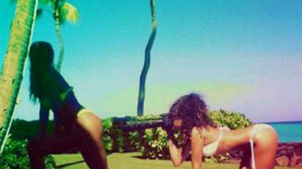 Rihanna se suelta la melena en sus vacaciones