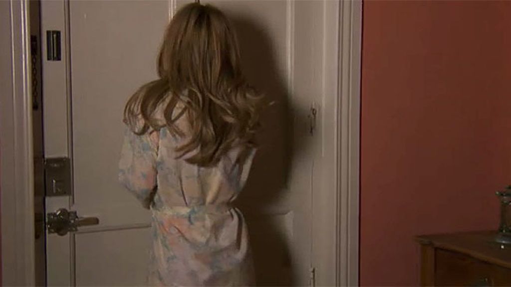 Pedro y Carlota continúan su affaire pero... surgen los problemas