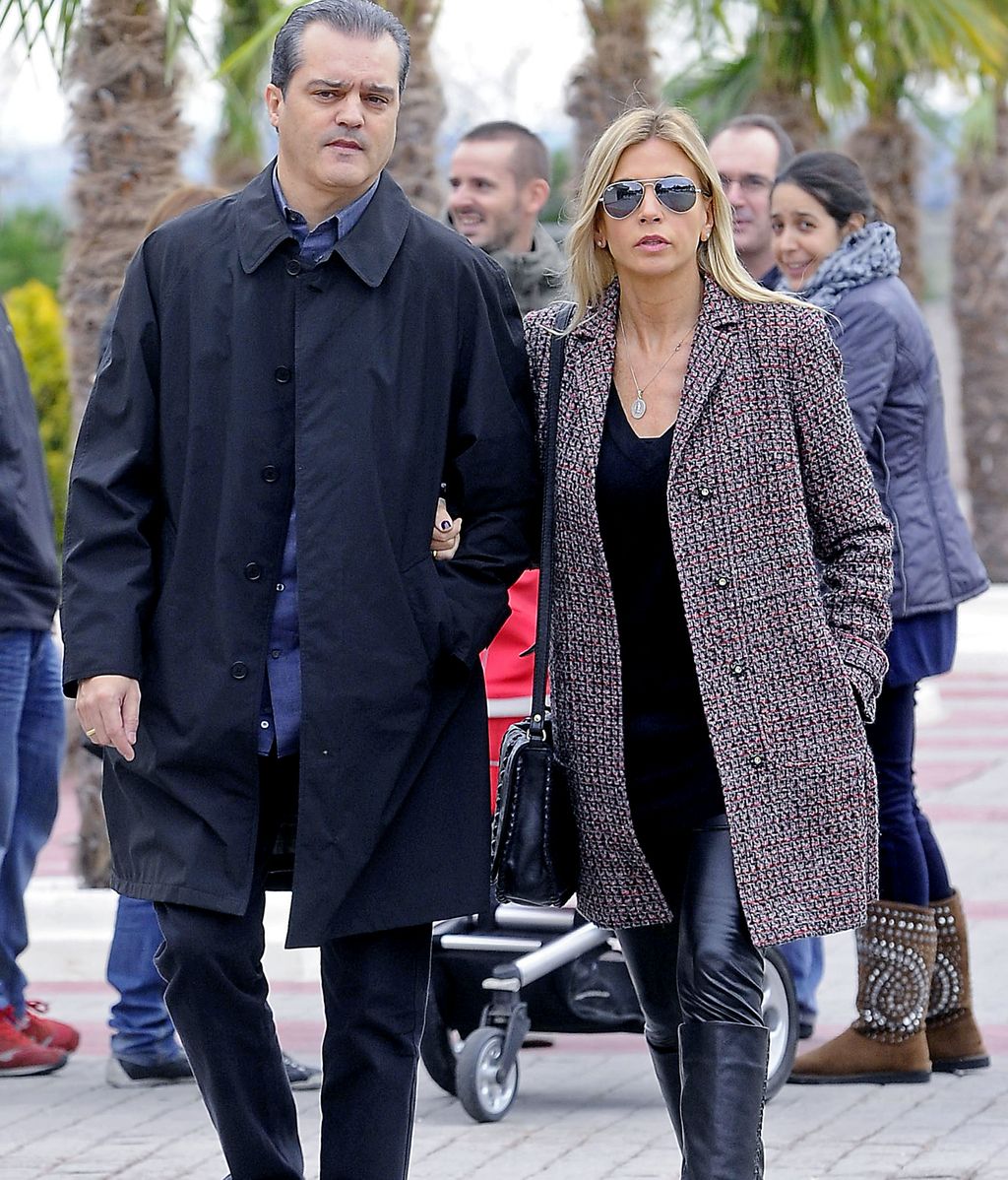 Ramón García y su mujer Patricia Cerezo acuden a la capilla ardiente de Miliki