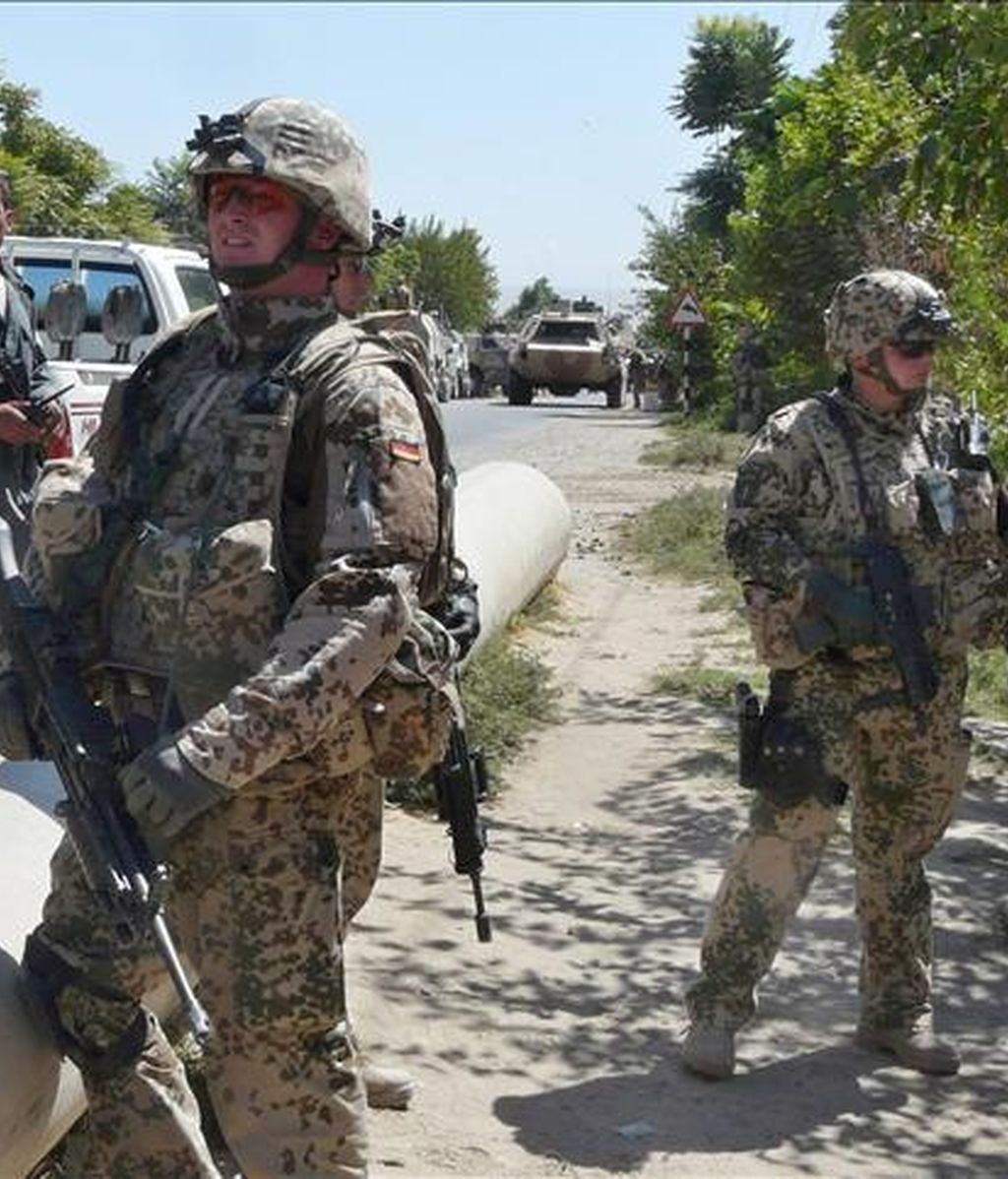 Soldados alemanes de la Fuerza Internacional de Asistencia a la Seguridad (ISAF) montan guardia en Kunduz (Afganistán). EFE/Archivo Soldados alemanes de la Fuerza Internacional de Asistencia a la Seguridad (ISAF) montan guardia en Kunduz (Afganistán). EFE/Archivo