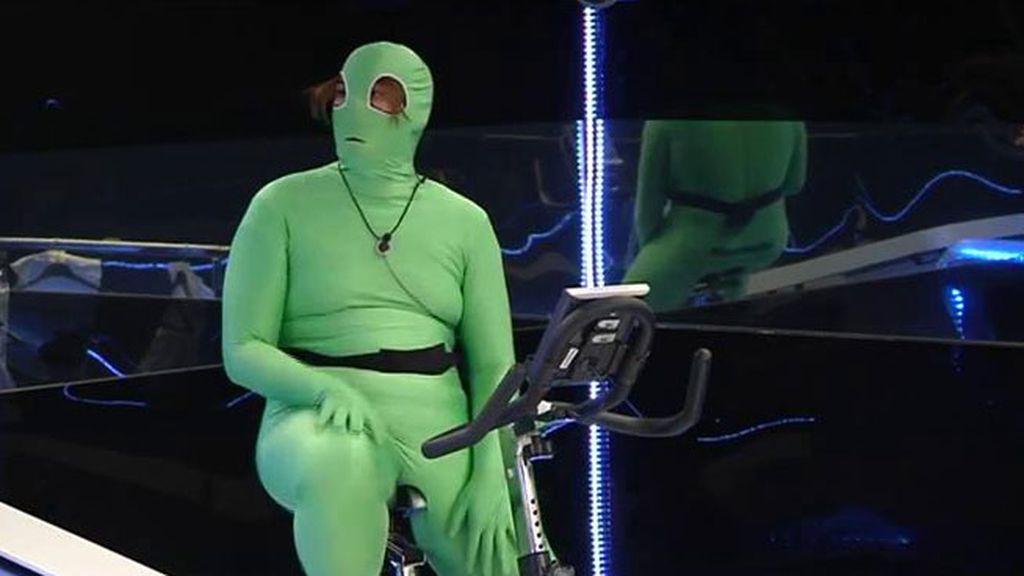 Presume de su disfraz de "marciano"