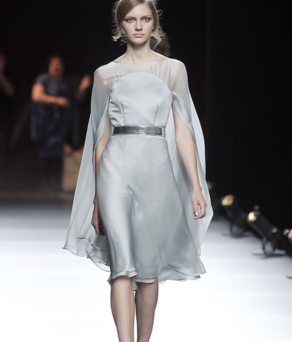 Acento en los ‘sombreros chimenea’ como complemento