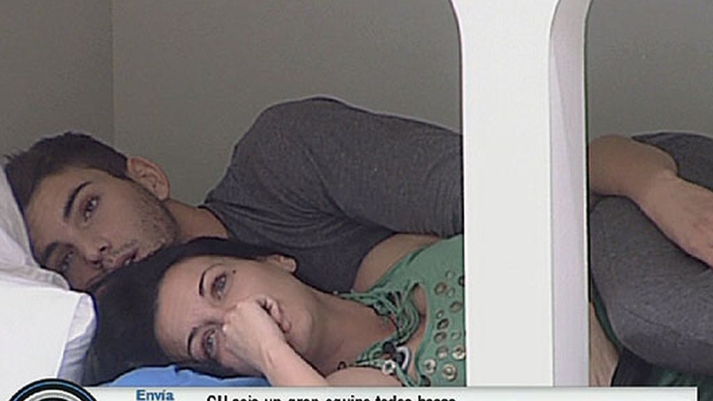 Laura y Marcelo no esconden su amor