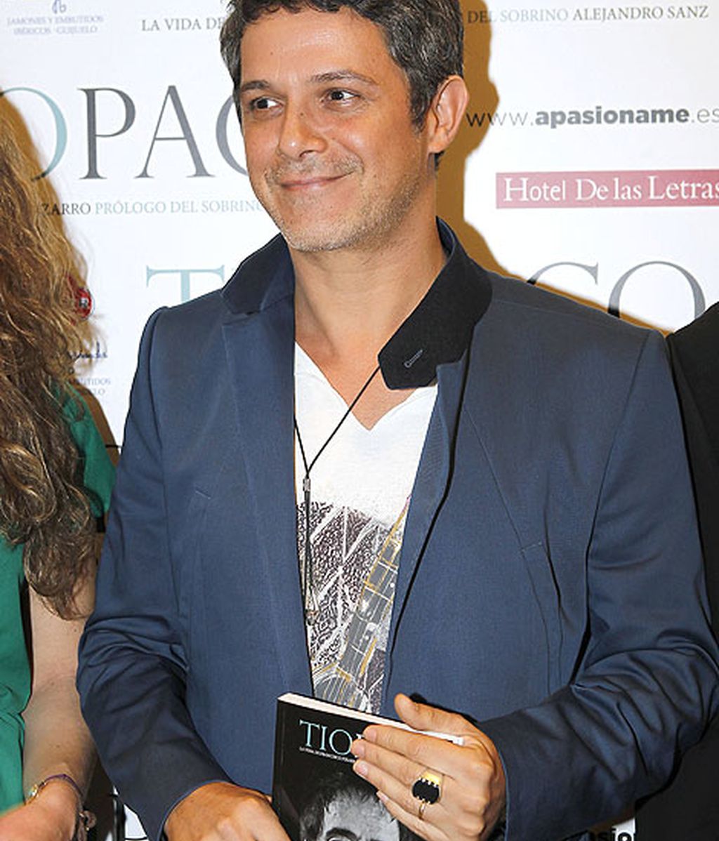 Alejandro Sanz ha escrito el prólogo del libro 'Tío Paco'