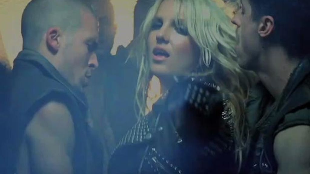 Britney Spears cuelga en twitter las fotos de su último vídeo
