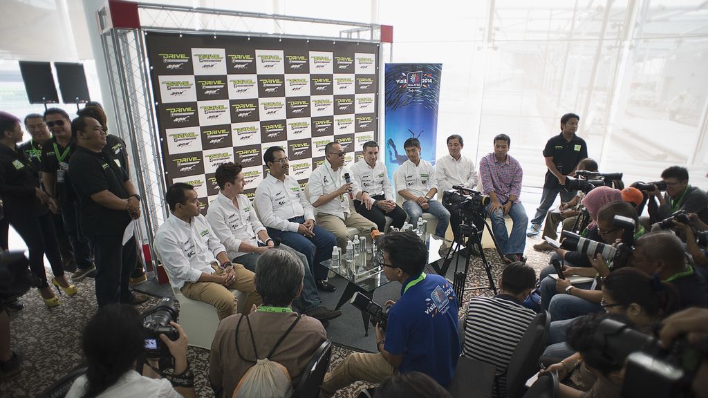 Aspar presenta su proyecto más internacional de la mano de Drive M7