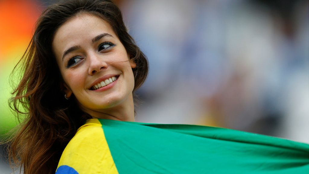 En fotos, las aficionadas que han cautivado a las cámaras en Brasil