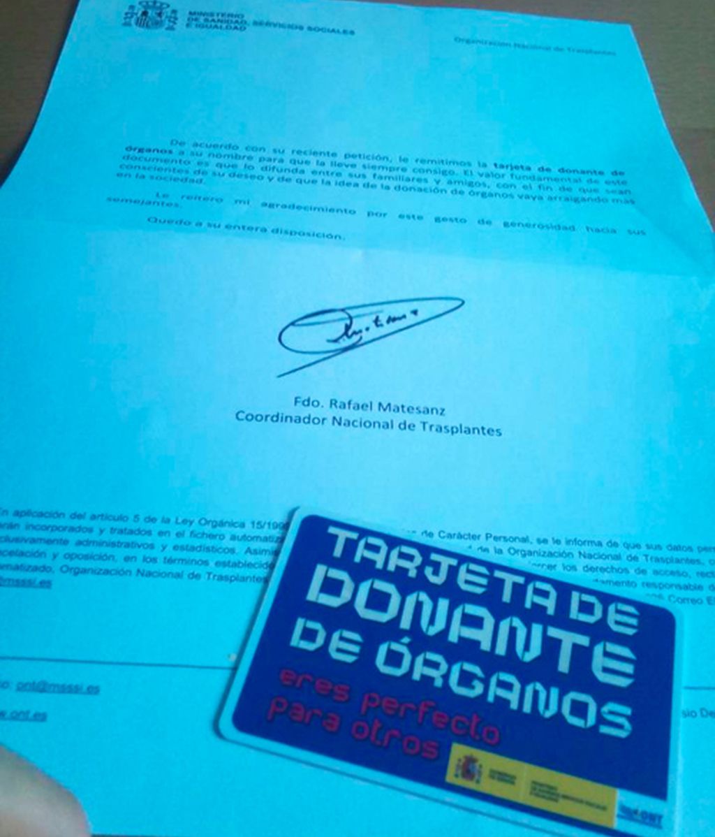 La tarjeta de Javier Merino