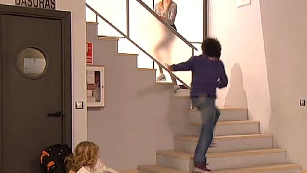 ¡Berta se lanza a besar a Javi!