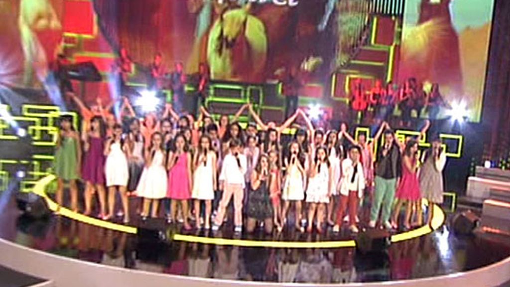 Pilar Rubio se transforma en 'Patito'