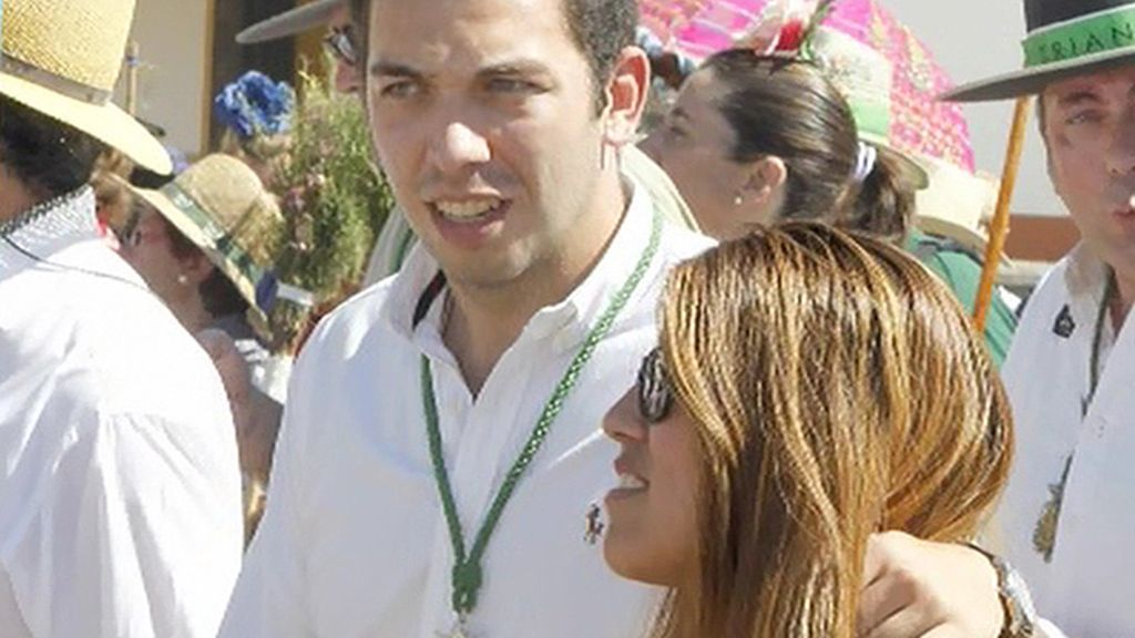 La hija de Isabel Pantoja acude junto a su pareja