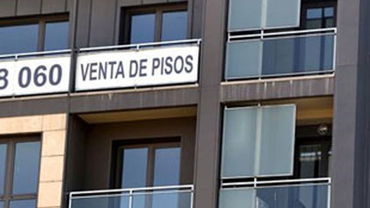 La venta de pisos se hunde en el primer trimestre del año.