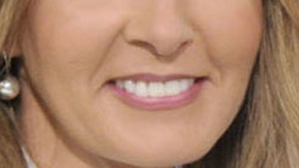 ¿De qué famosos son estas sonrisas?
