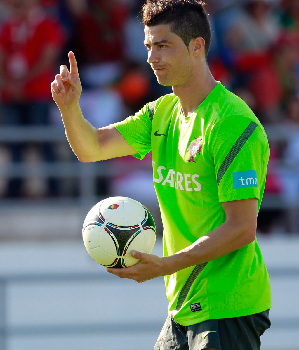Cristiano Ronaldo se pone las pilas en Portugal