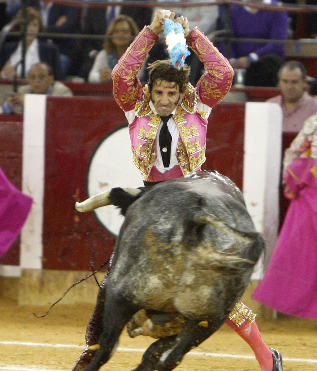 Espectacular cogida