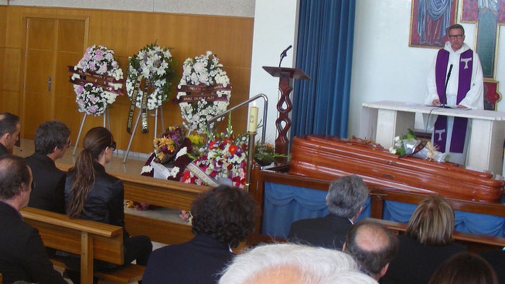 Funeral por la madre de Alejandro Sanz