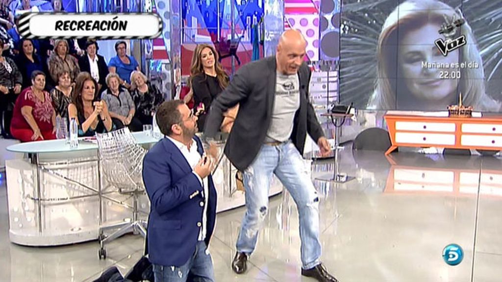 Kiko Matamoros escenifica una anécdota vivida con Ortega Cano