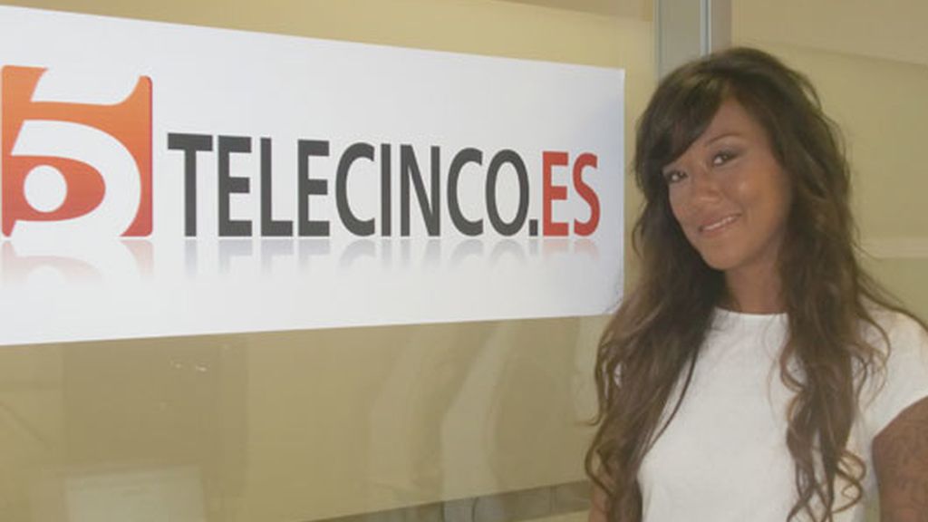 Déborah Arenas visita telecinco.es