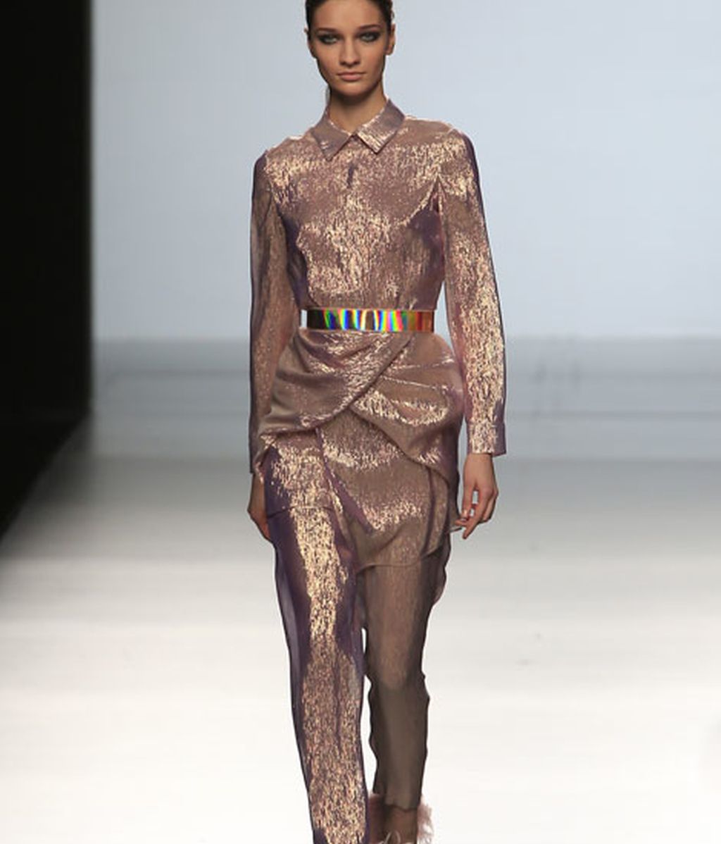 Sofisticación y elegancia en azules, rosas y burdeos