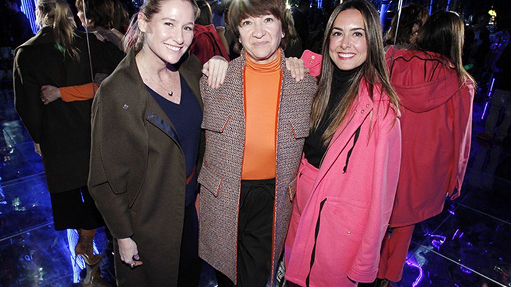 Fiona Ferrer junto a Pilar Marcos y Magali Yus