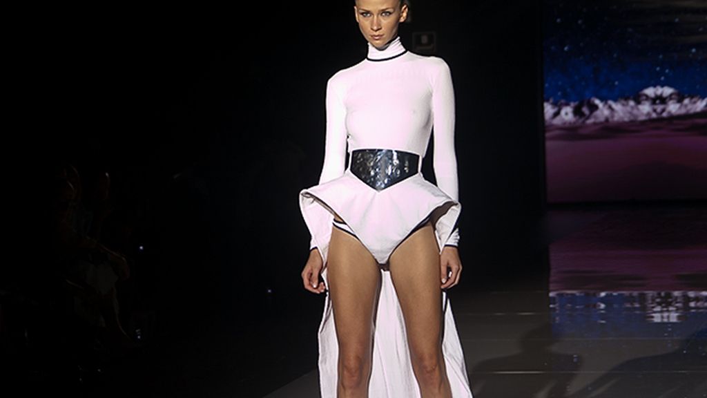 Desfile Andrés Sardá ss14 (2)