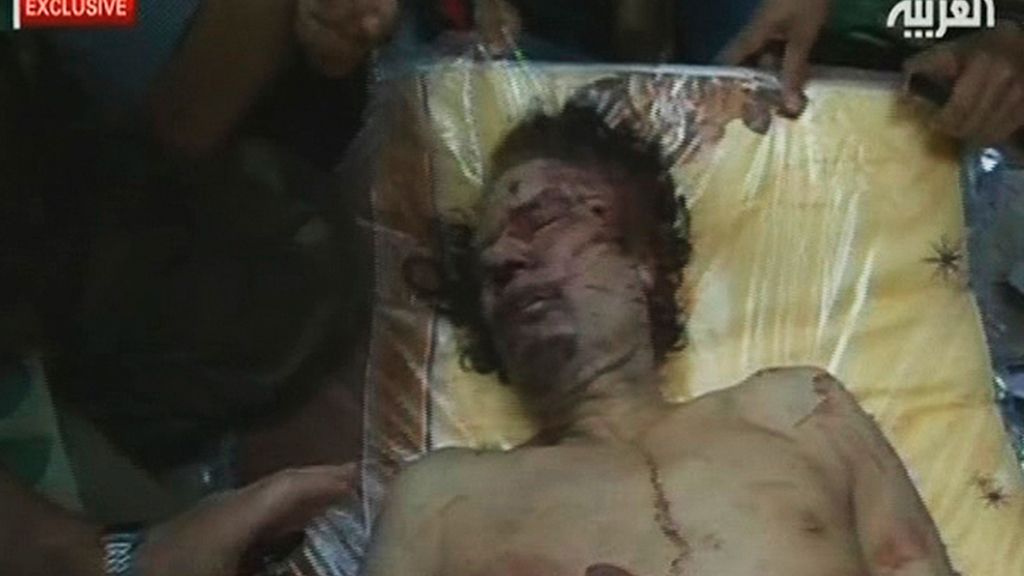 Gadafi, una muerte mediática