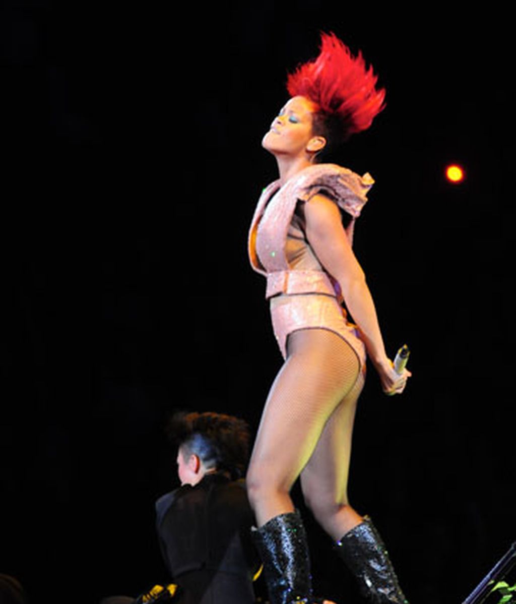 Rihanna, desatada en concierto