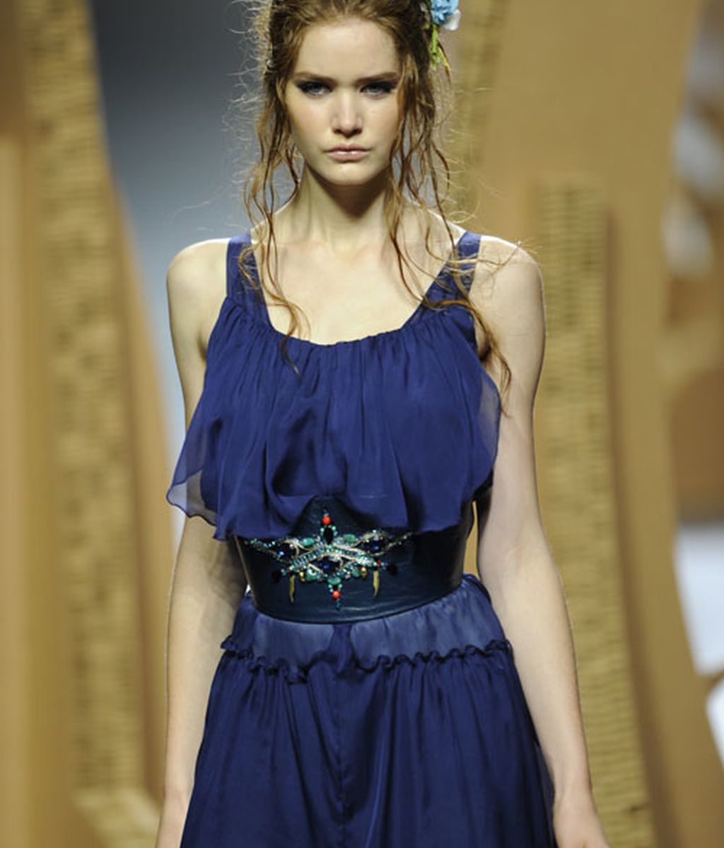 Ion Fiz trae sus tejidos del trópico