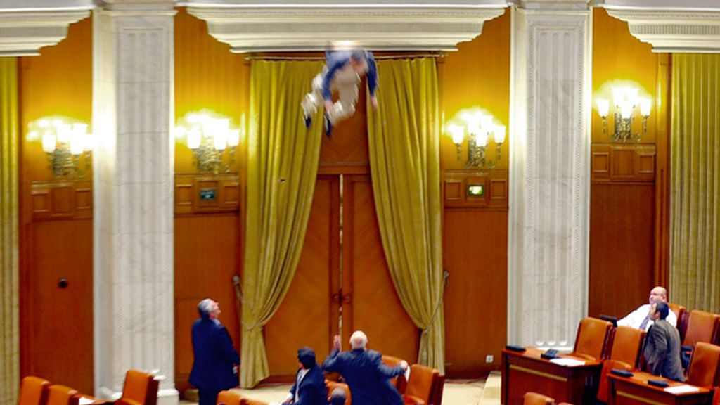 Susto en el Parlamento de Rumanía