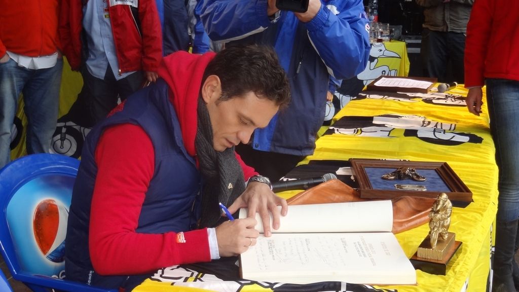 Marco Rocha, Pinguinos