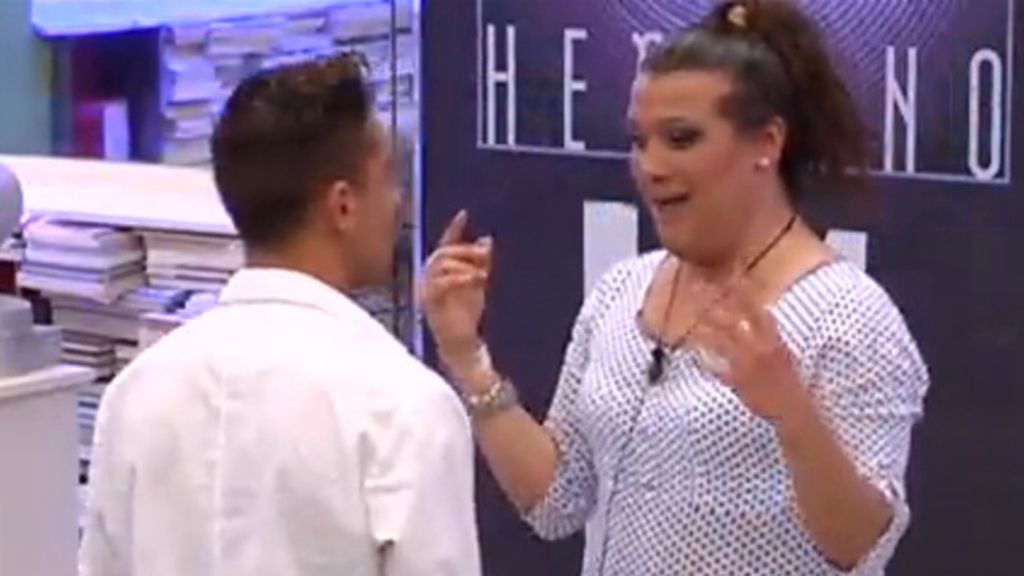 Desi canta a Juancar 'Se nos acabó el amor'